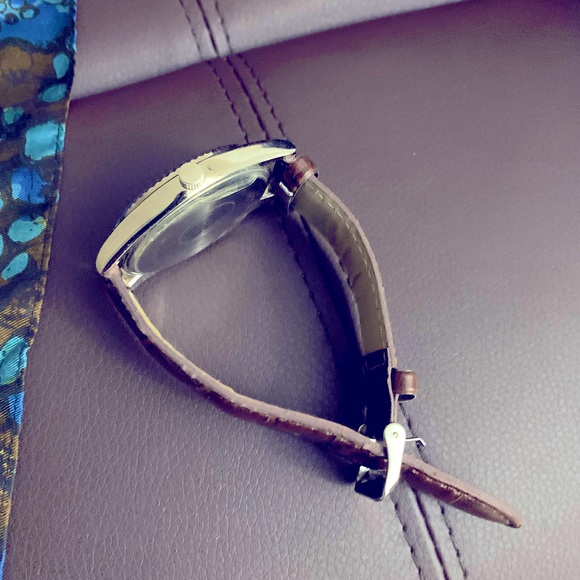 New»Stylish-Clean Men’s Sliver+Gold Classic Brown Leather Watch Band By Ensemble - Picture 5 of 16